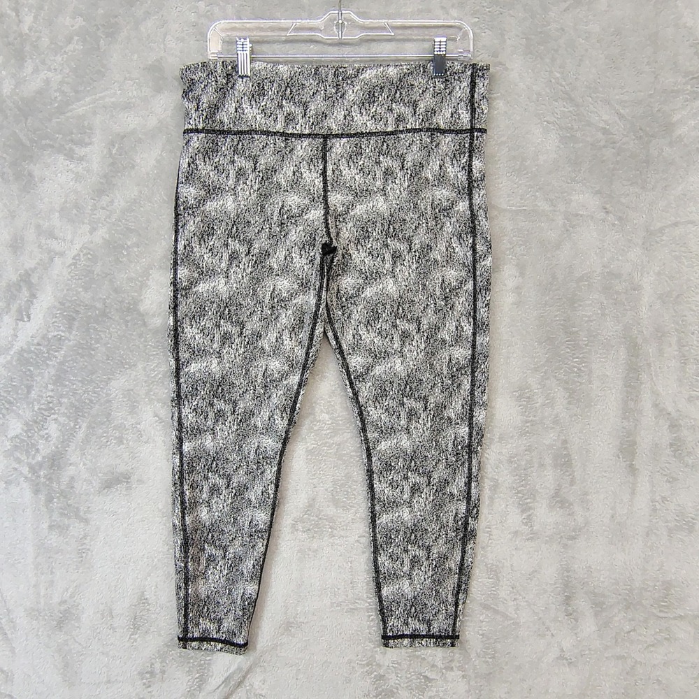 Gap Fit Capri‎ Leggings Black White Jacquard Size Large Athleisure Yoga Workout
